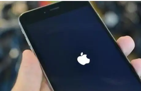 万冲镇苹果手机维修分享iPhone卡顿怎么办 